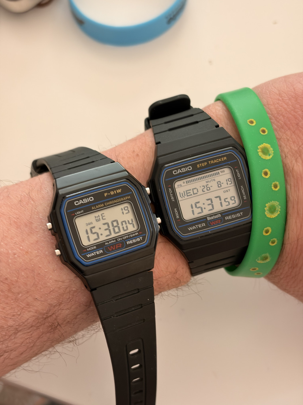 The Casio F-B100W fixes my biggest issues with the F-91W - LJPUK