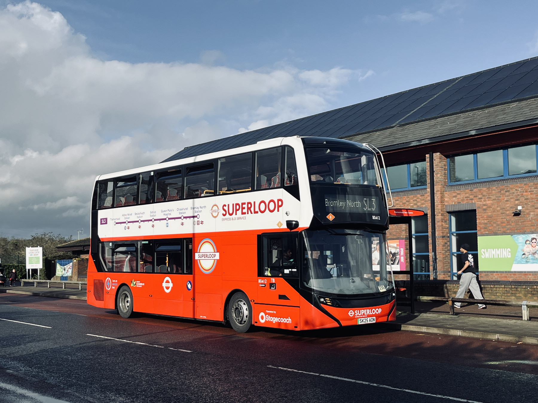 Superlooping around London by Superloop buses and ferry in a day ...