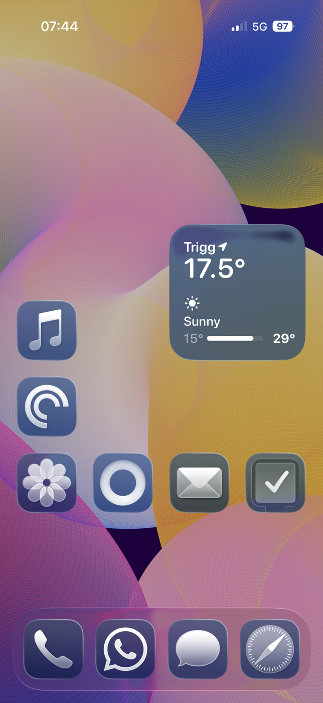 Tinted Icons in iOS 26 - Superdavey